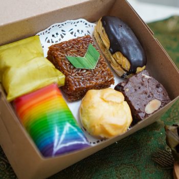 sengkoeloen adalah rekomendasi snack box di Jakarta Selatan karena memiliki variasi yang lengkap